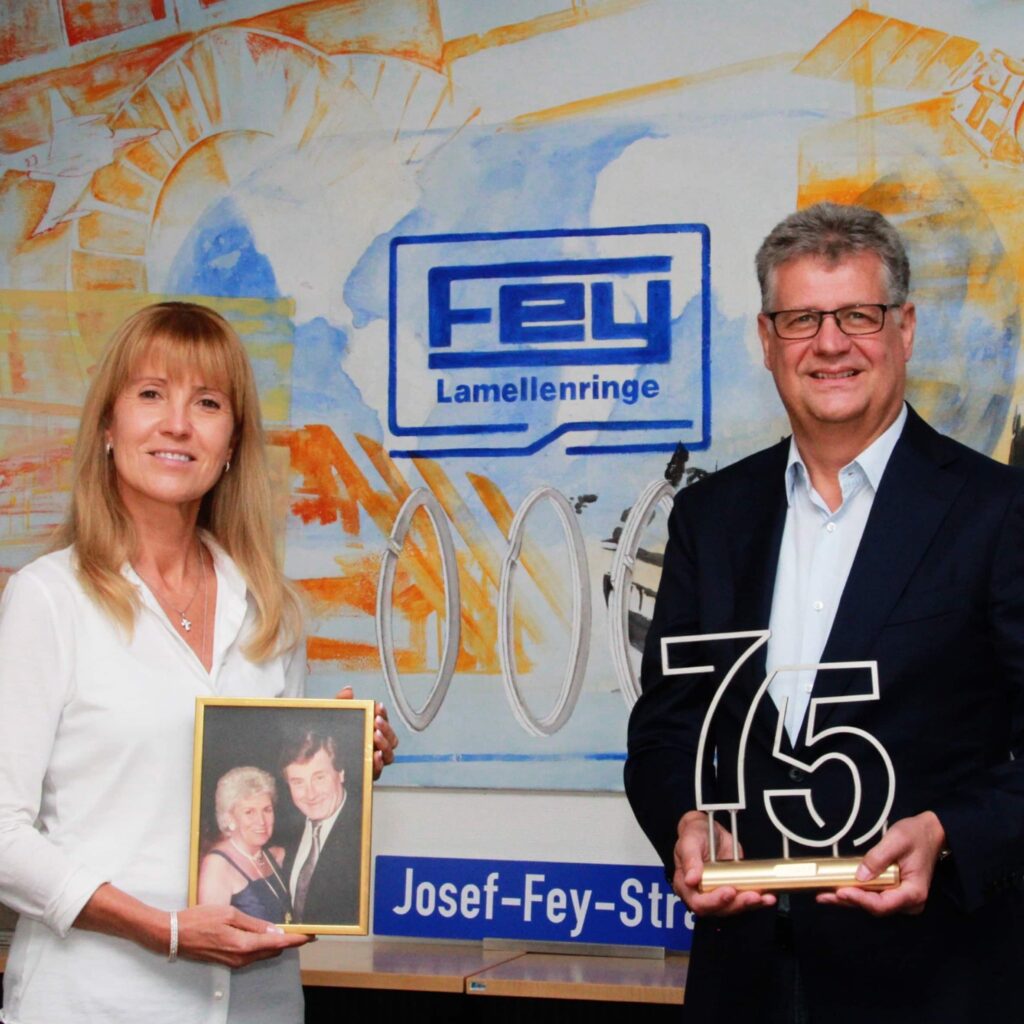 Elke Fey und Peter Holzheu der Firma Fey Lamellenringe GmbH & Co KG aus Königsbrunn